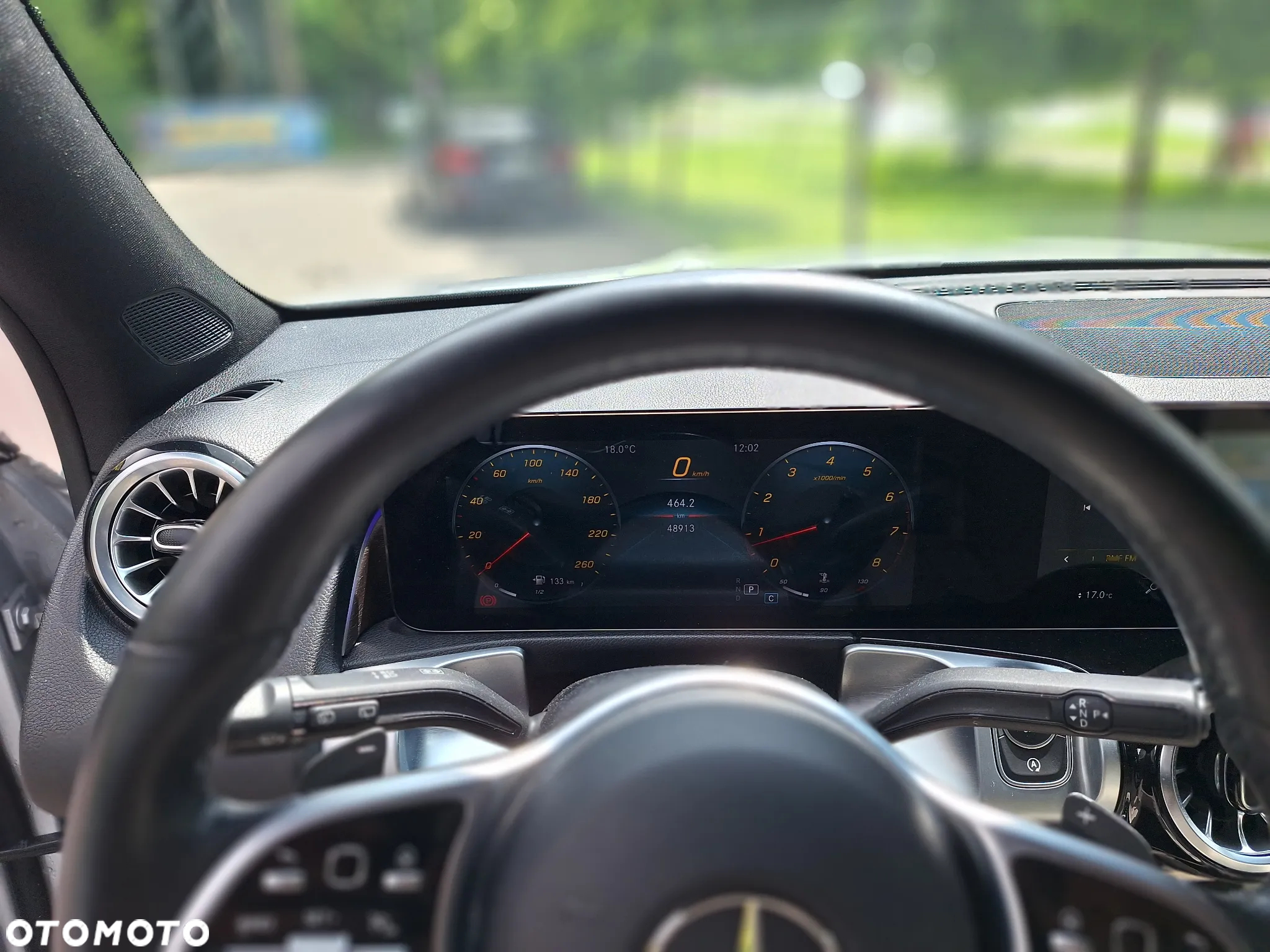 Mercedes-Benz GLB 250 4-Matic 8G-DCT - 11