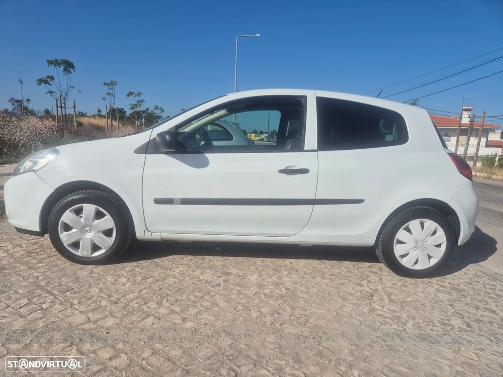 Renault Clio 1.5 DCI - 1