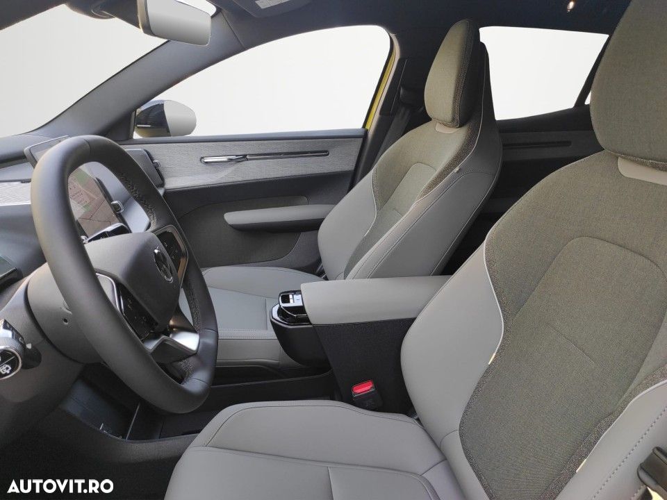 Volvo EX30 Twin Motor Performance Plus - 9