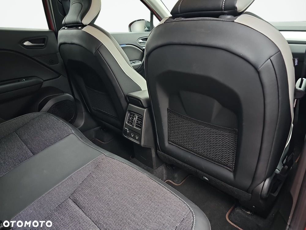 Renault Captur 1.6 E-TECH Full Hybrid 145 Intens - 9