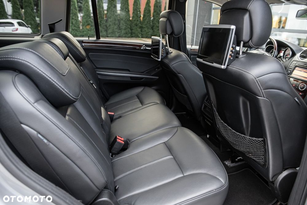 Mercedes-Benz GL 450 - 36