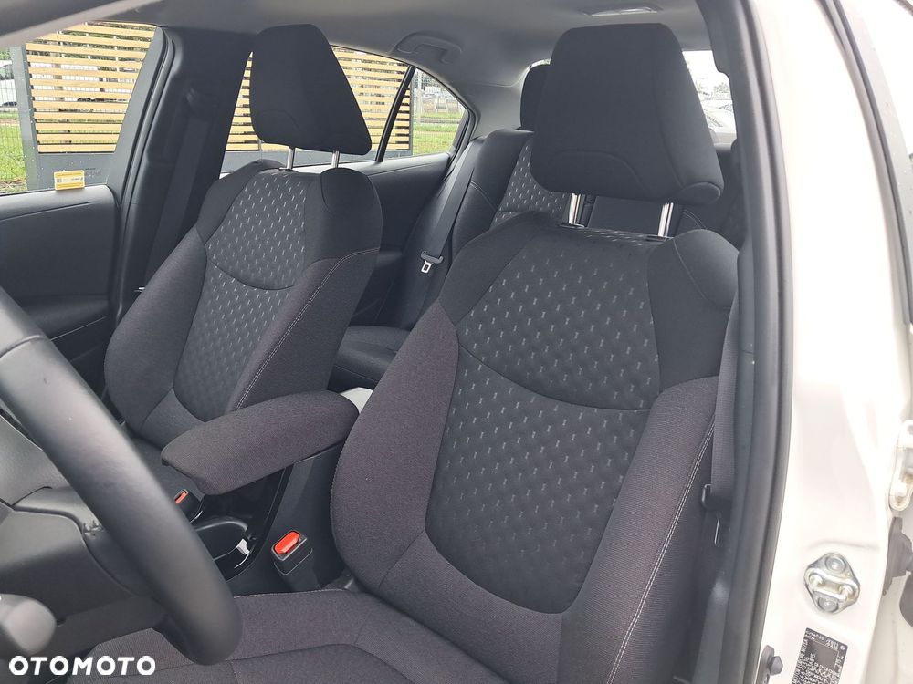 Toyota Corolla 1.8 Hybrid Comfort - 12