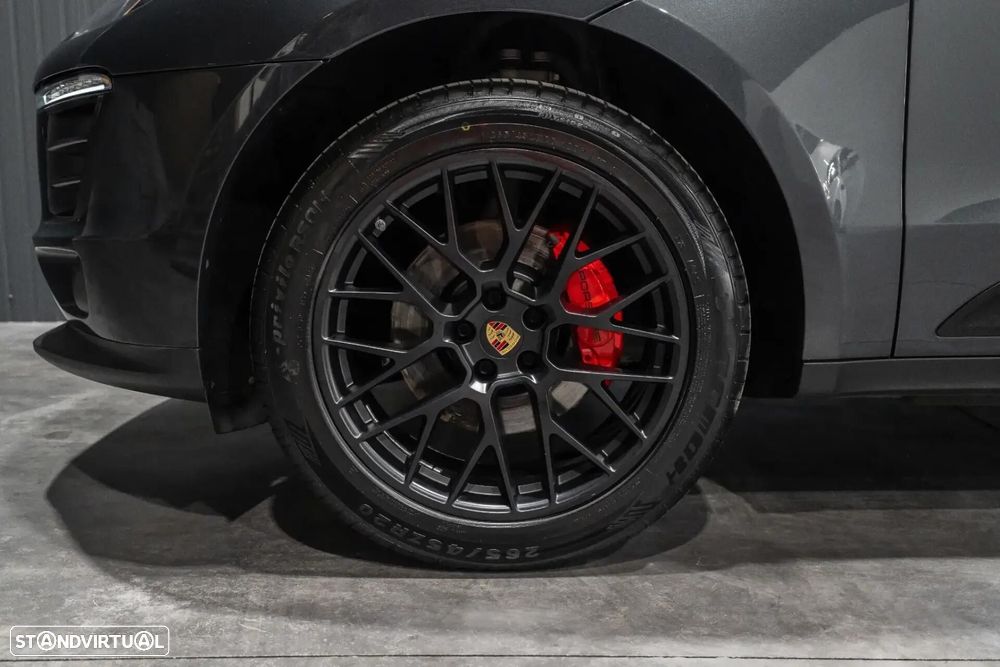 Porsche Macan - 28