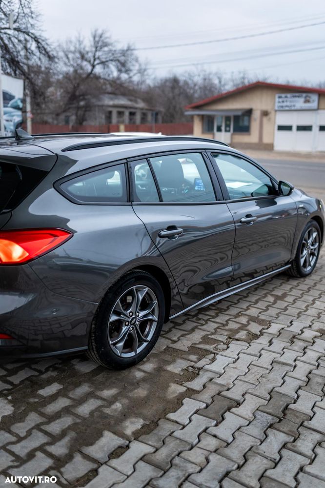 Ford Focus 1.0 EcoBoost Hybrid COOL&CONNECT DESIGN - 14