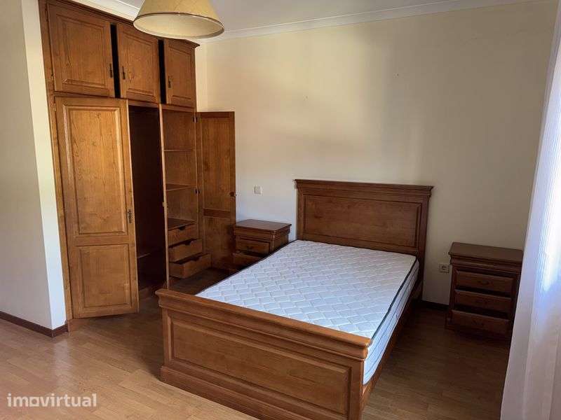 Vende se apartamento T2 em Lamego - Grande imagem: 5/12