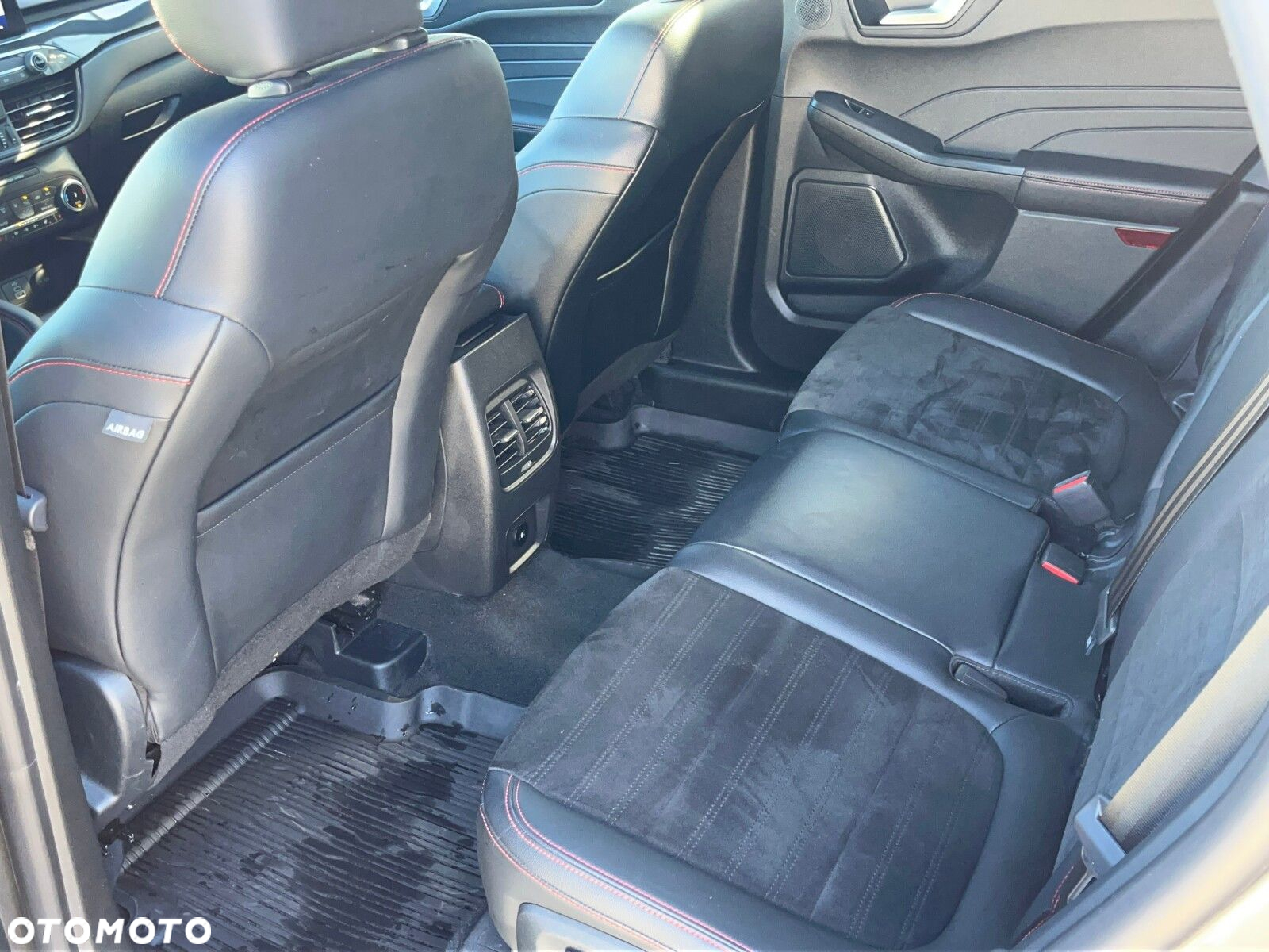 Ford Kuga - 14