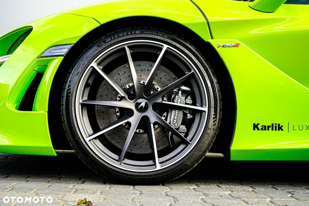 McLaren 720S Coupe - 10