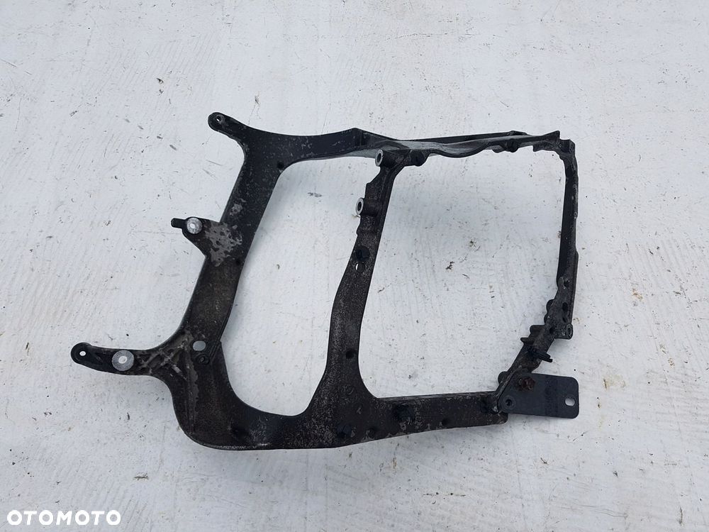 WSPORNIK MOCOWANIE PAJĄK LAMPY REFLEKTORA PRAWY DAF CF EURO 6 1837642 - 1