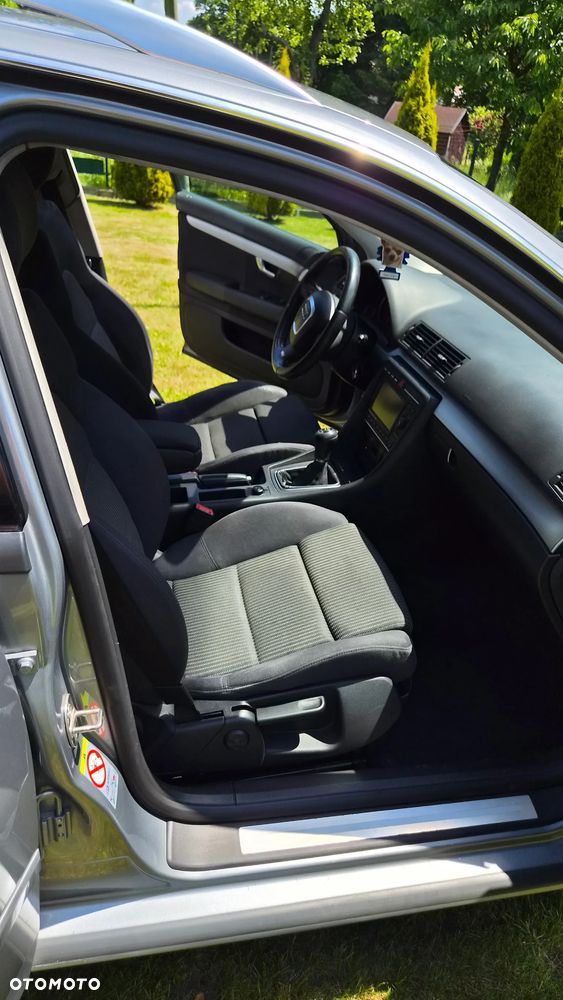 Audi A4 Avant 2.0 TDI - 14