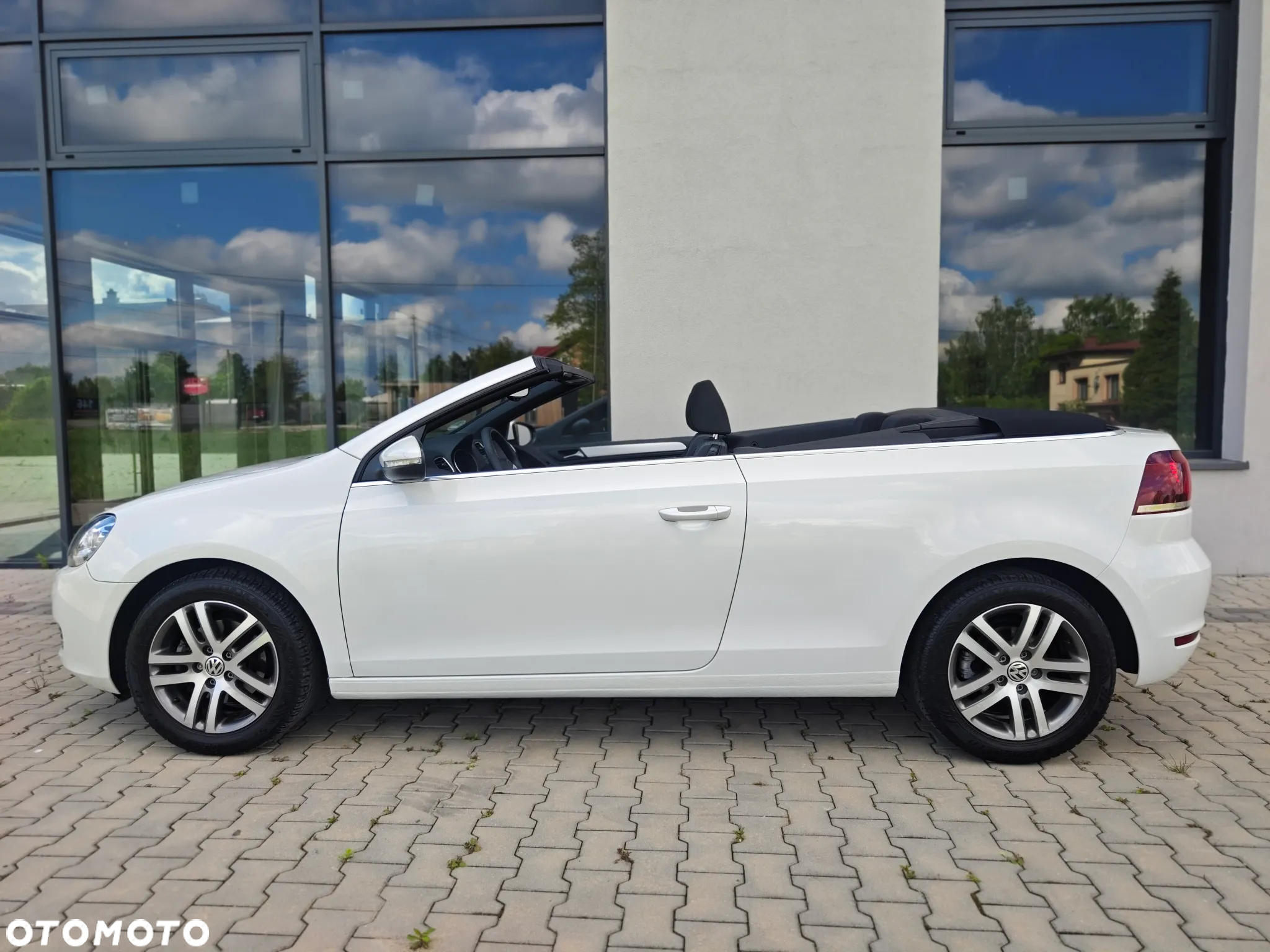 Volkswagen Golf Cabrio 1.2 TSI BlueMotion Technology Exclusive - 26