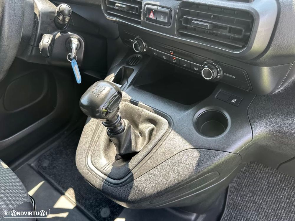 Peugeot partner 1.5 hdi 3 lugares - 51