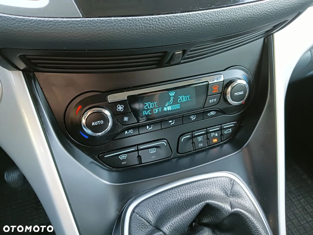 Ford C-MAX ver-1-6-tdci-titanium - 8