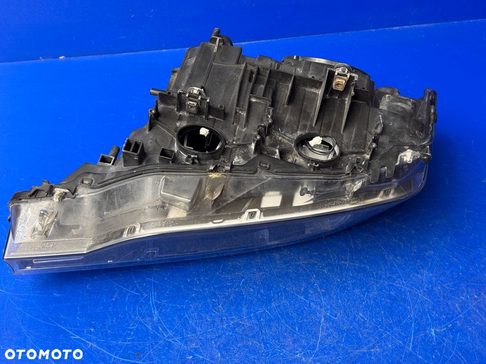 PRAWY BI XENON BMW F30 F31 EUROPA BDB - 9