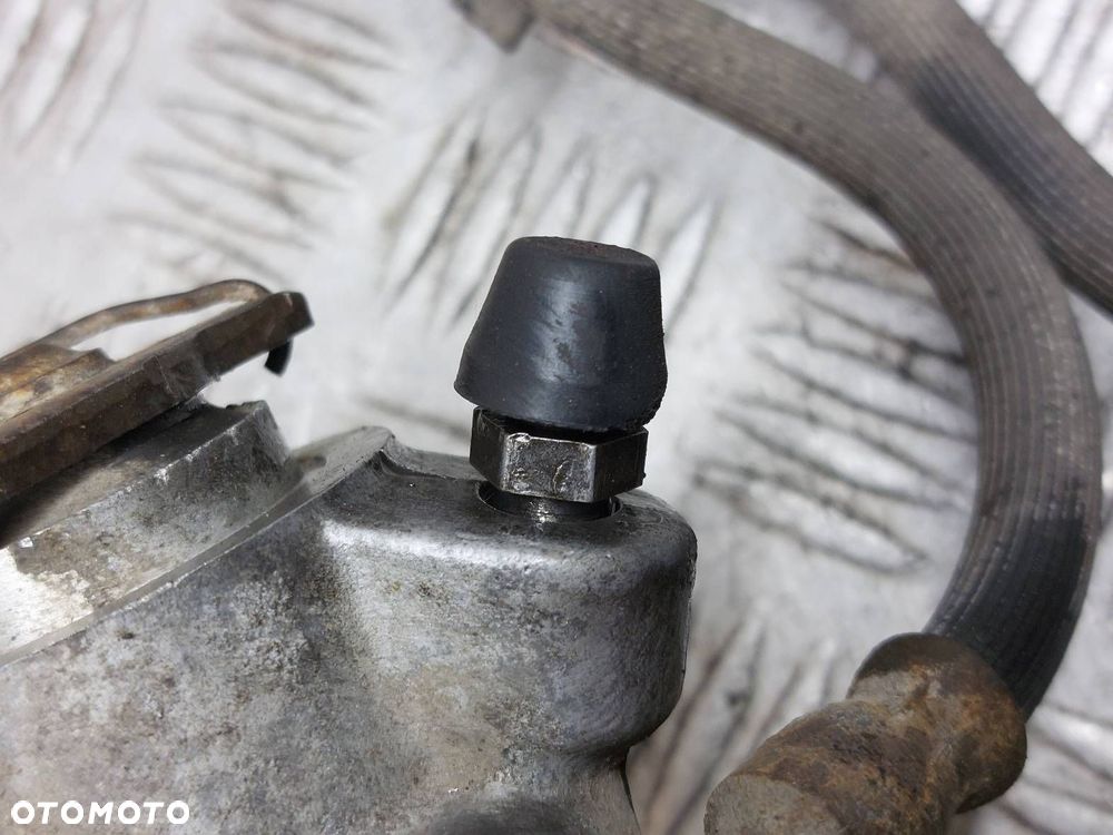 ZACISK HAMULCOWY LEWY + PRAWY TYŁ ASTRA G ZAFIRA A - 3