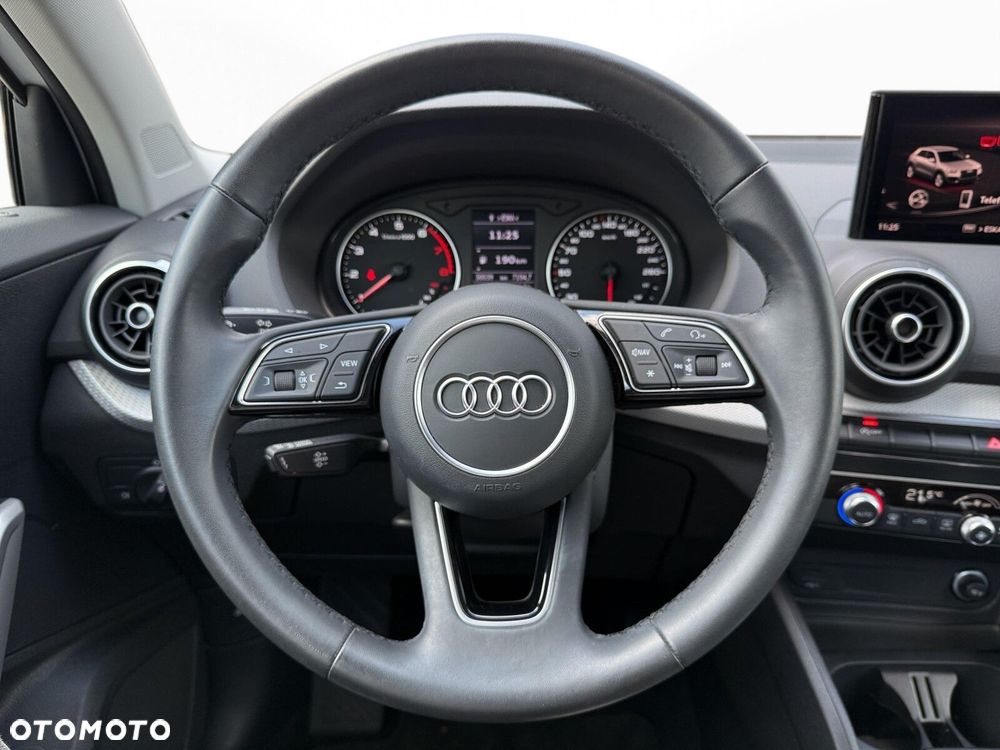 Audi Q2 30 TFSI - 15