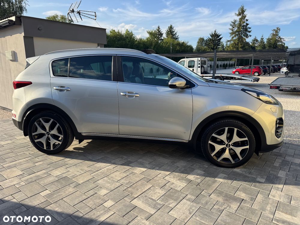Kia Sportage 2.0 CRDI M AWD - 12