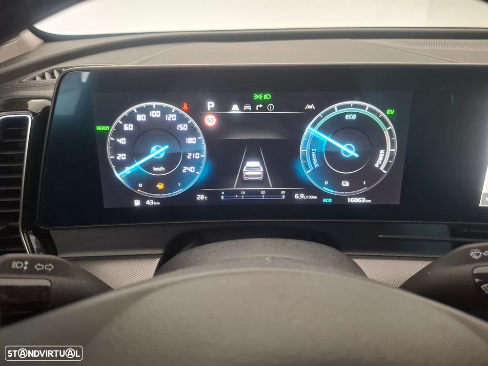 Kia Sportage 1.6 T-GDi HEV Tech - 9