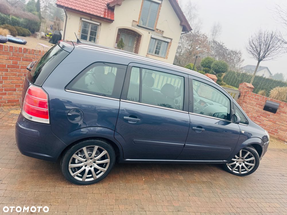 Opel Zafira 1.8 Edition Plus - 23