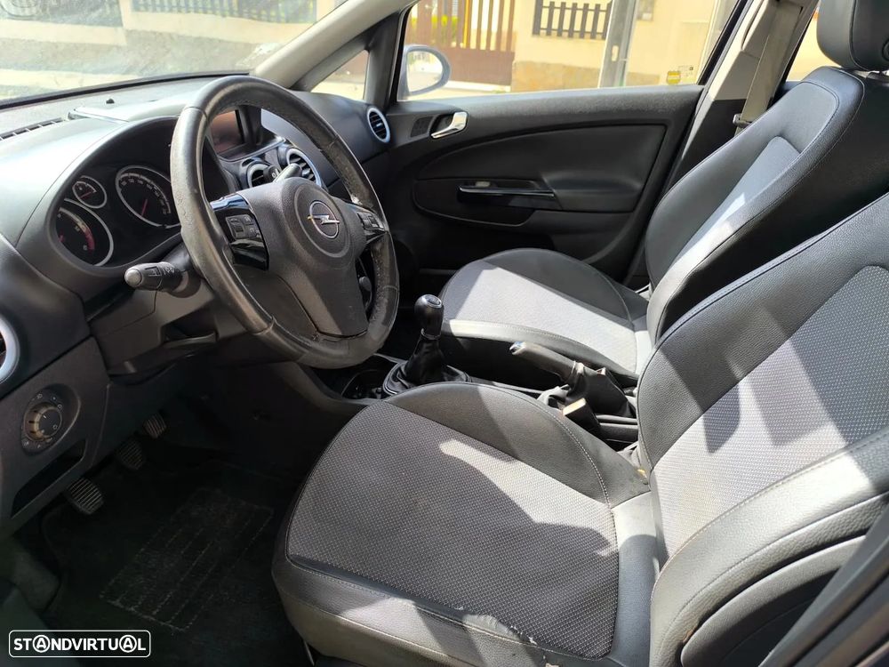 Opel Corsa 1.3 CDTi Cosmo - 1