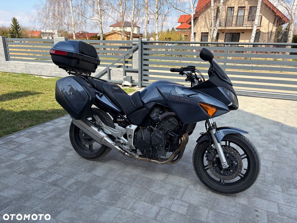 Honda CBF - 11