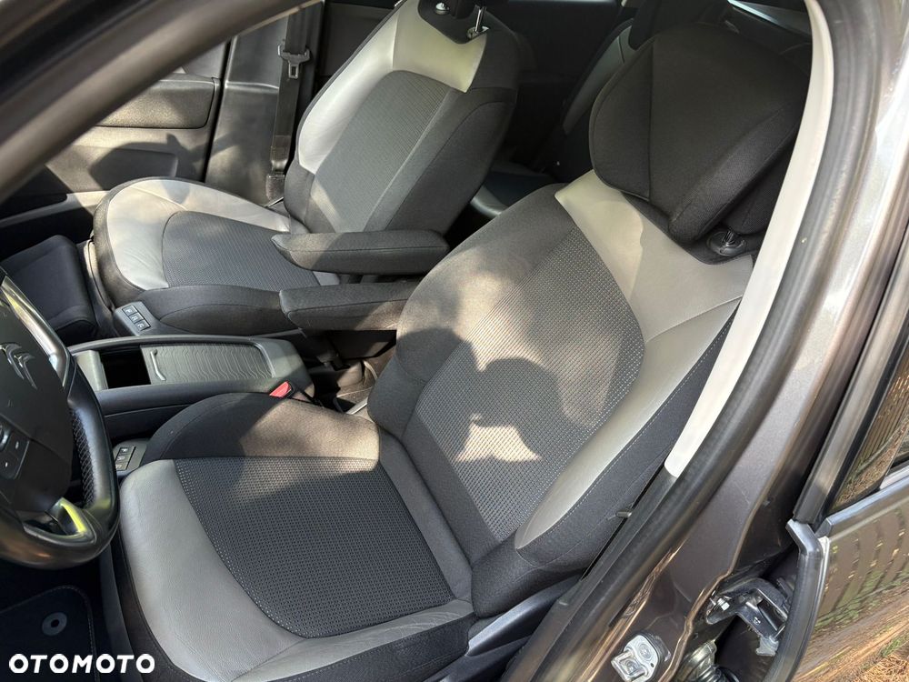 Citroën C4 Grand Picasso - 21