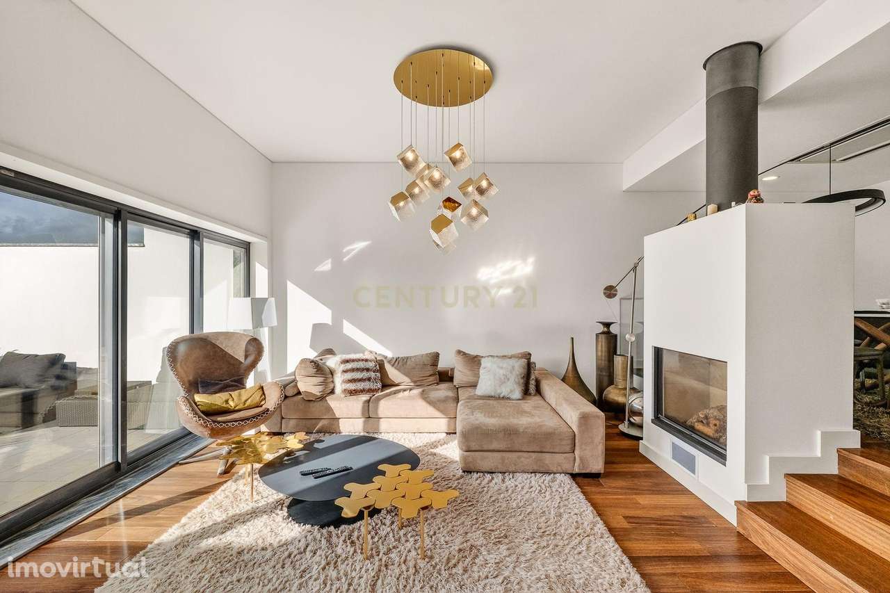 Moradia T4 para arrendamento  (Estilo Moderno)  - Seixal - Grande imagem: 2/42