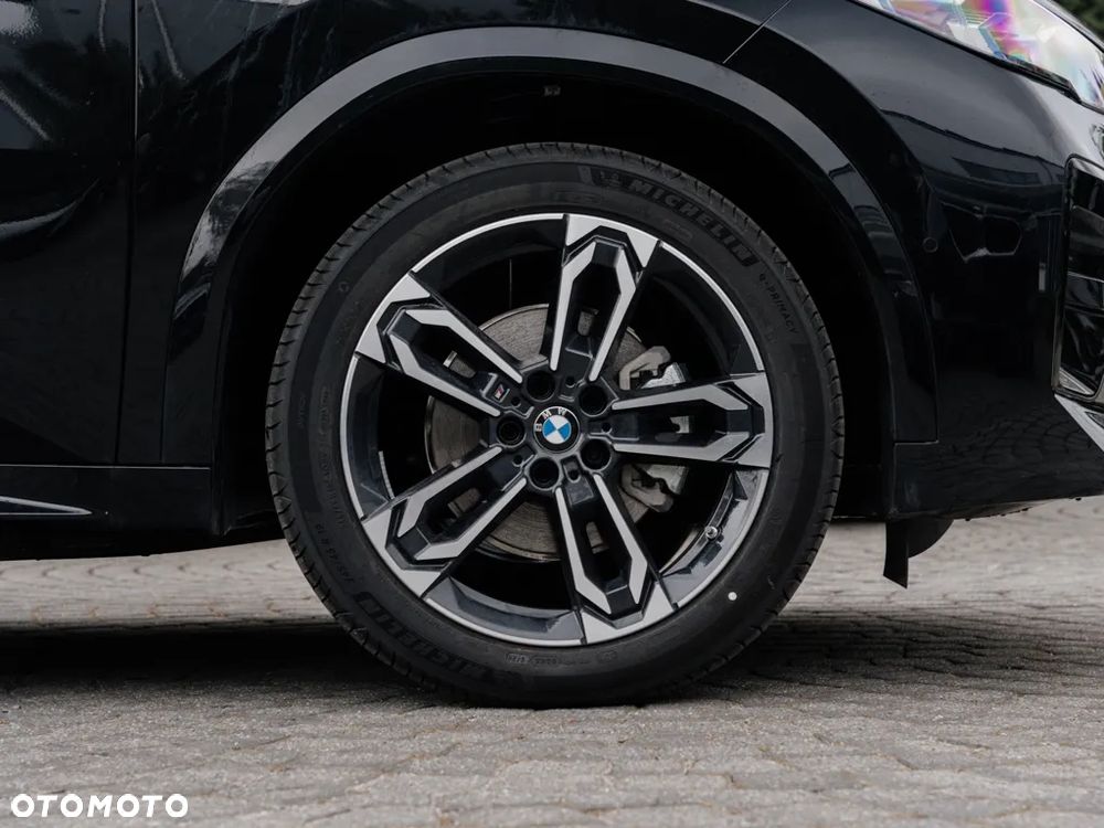 BMW iX2 eDrive20 - 4