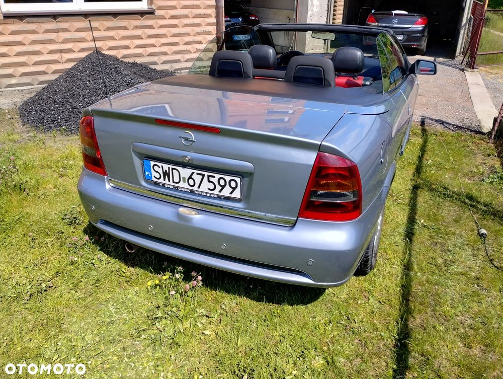 Opel Astra 1.8 16V Linea Rossa - 2