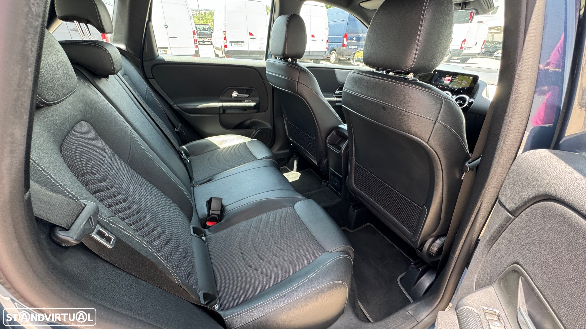 Mercedes-Benz B 250 e Style Plus - 26