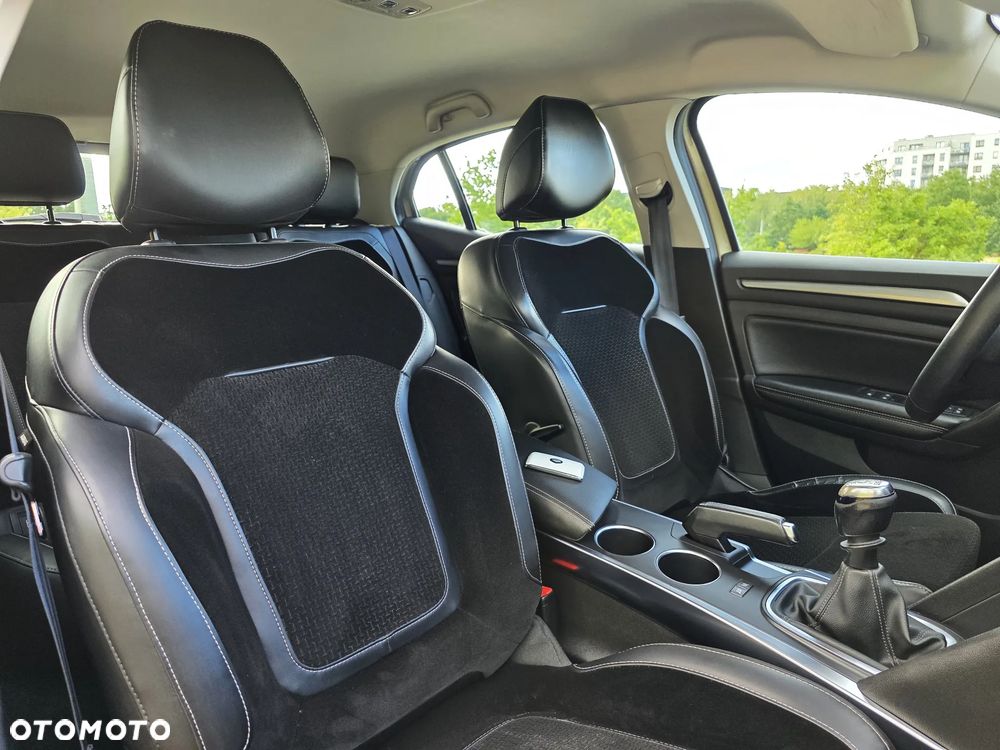 Renault Megane 1.2 Energy TCe Intens - 24