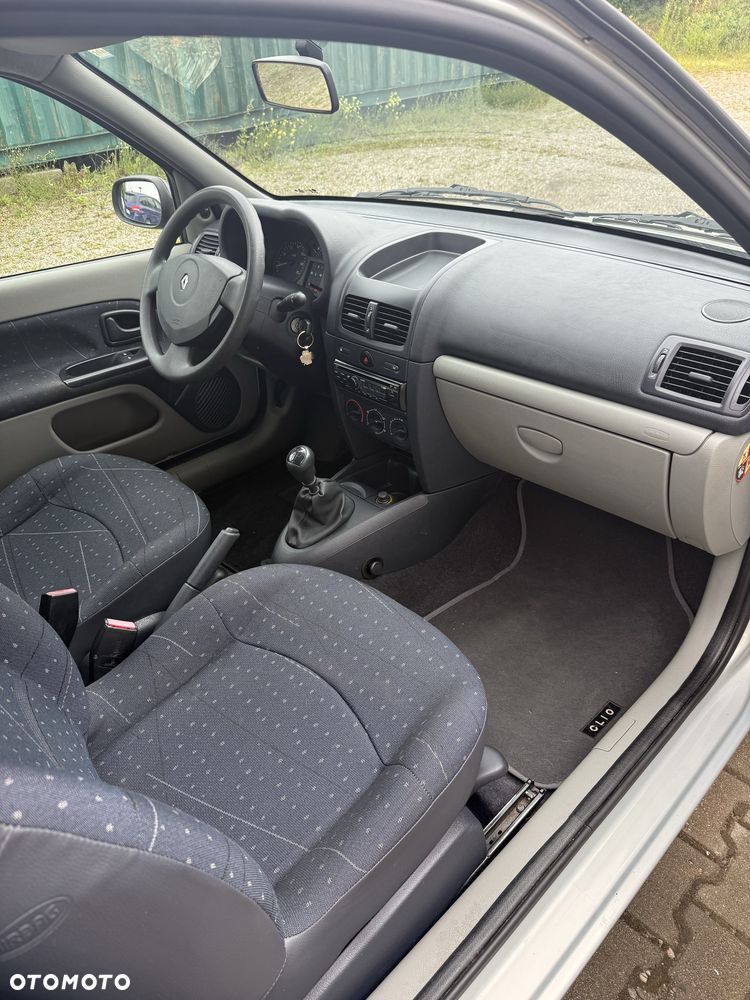 Renault Clio - 5