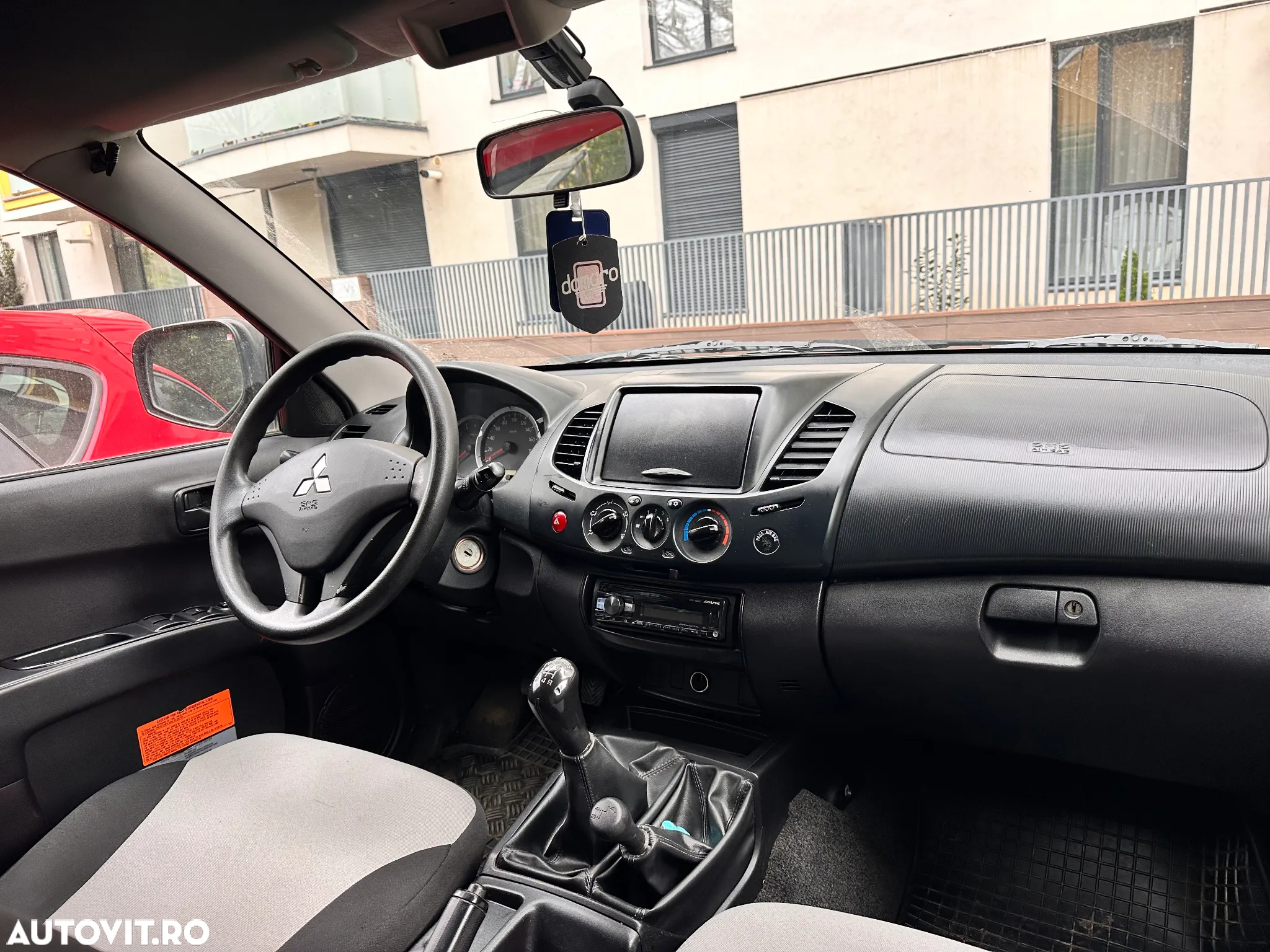 Mitsubishi L200 - 6