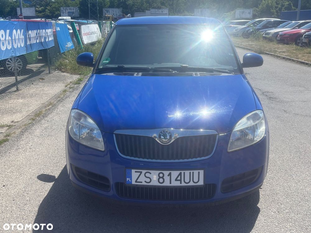 Skoda Fabia 1.2 HTP STYLE EDITION - 5