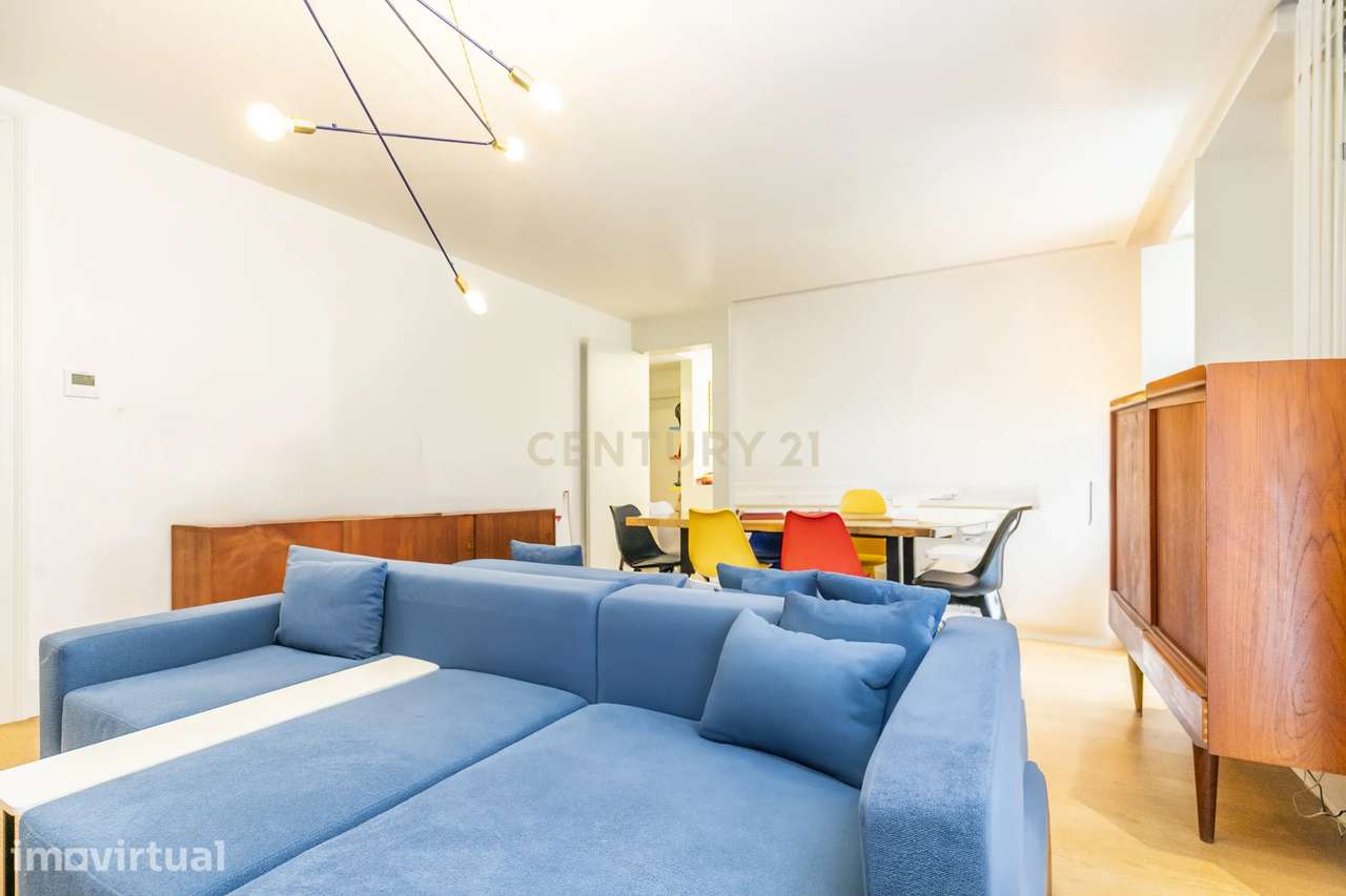 Apartamento T2 com terraço na Rua de Andaluz - Grande imagem: 2/25