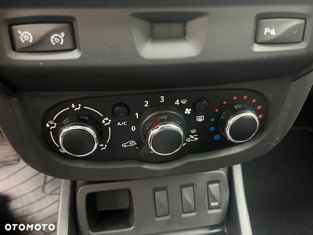 Dacia Duster 1.5 dCi Celebration 4x4 - 32