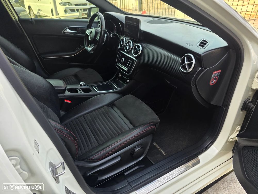 Mercedes-Benz A 180 d 7G-DCT AMG Line - 34
