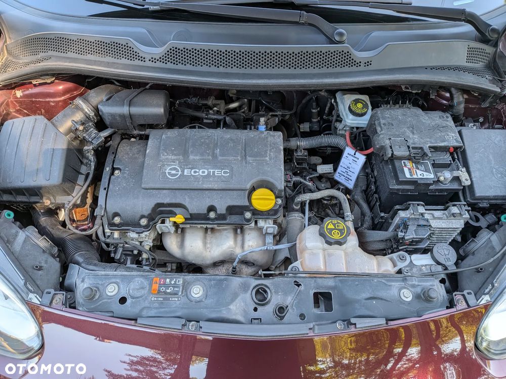 Opel Adam 1.2 - 8