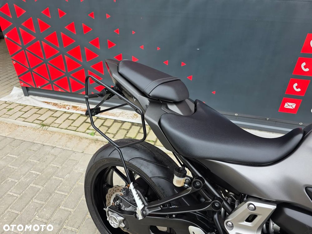 Yamaha MT - 23