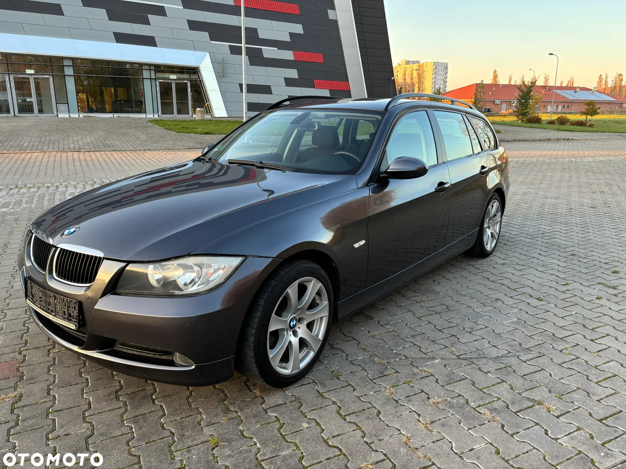 BMW Seria 3 318d - 6
