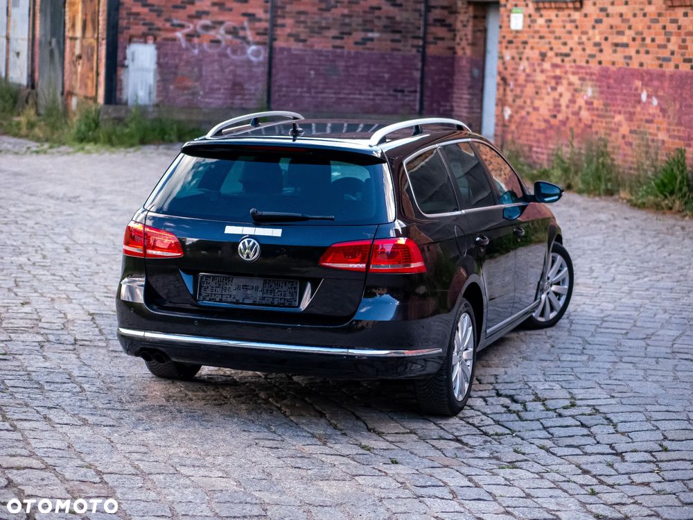 Volkswagen Passat 2.0 TDI Comfortline DSG - 13