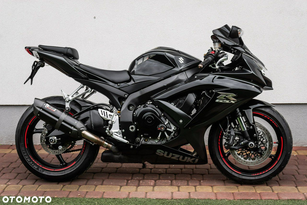 Suzuki GSX-R - 2