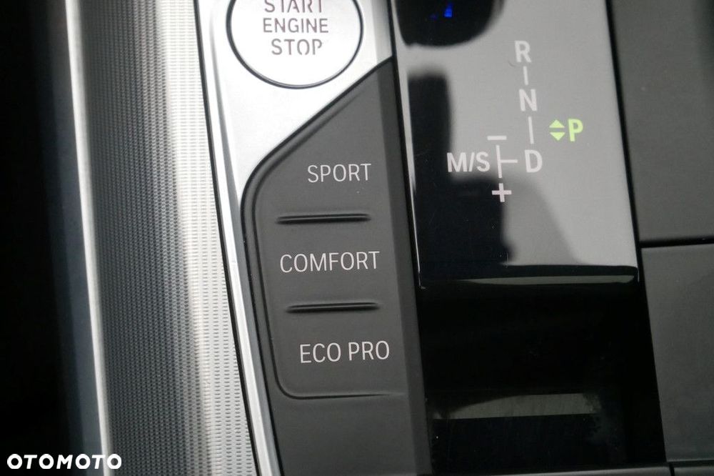 BMW Seria 3 - 21
