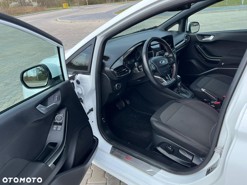 Ford Fiesta 1.0 EcoBoost S&S ST-LINE - 22