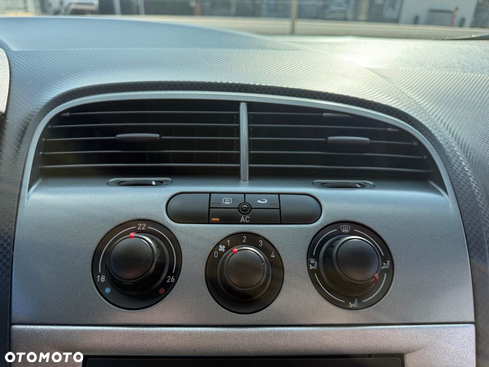 Seat Altea XL 1.6 Reference Comfort - 30