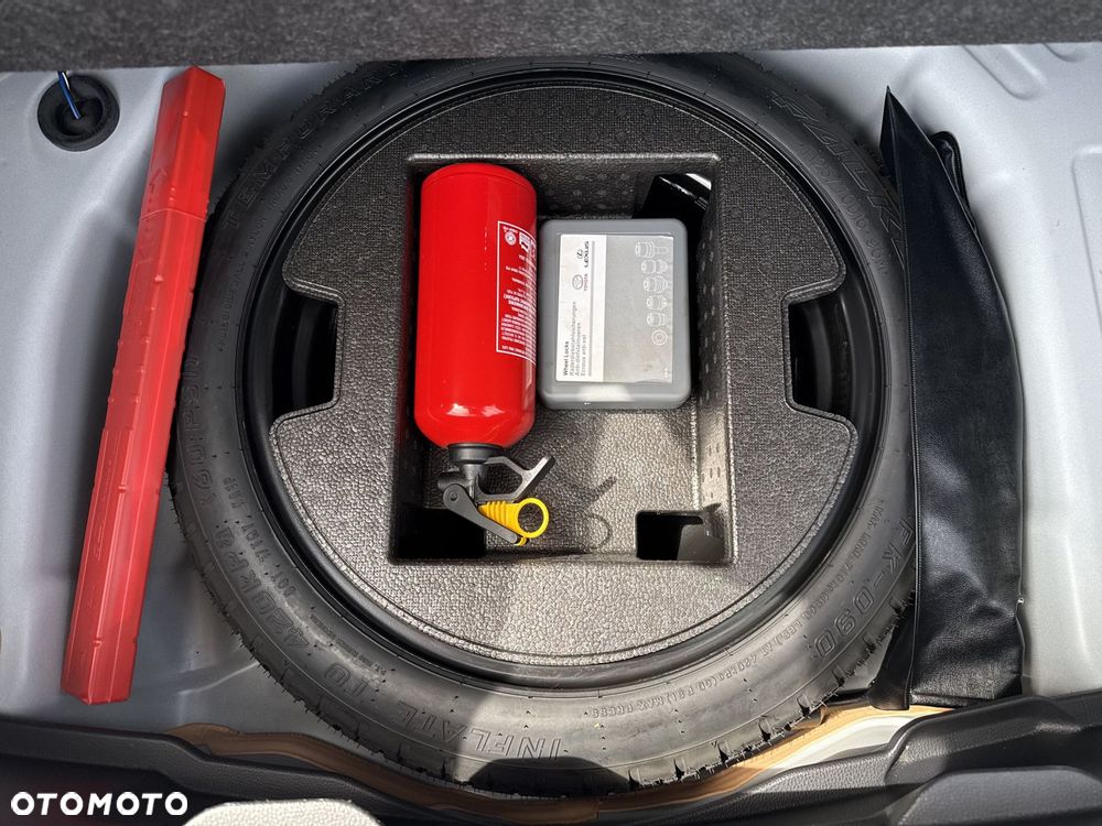 Toyota Yaris Hybrid 1.5 Comfort - 24