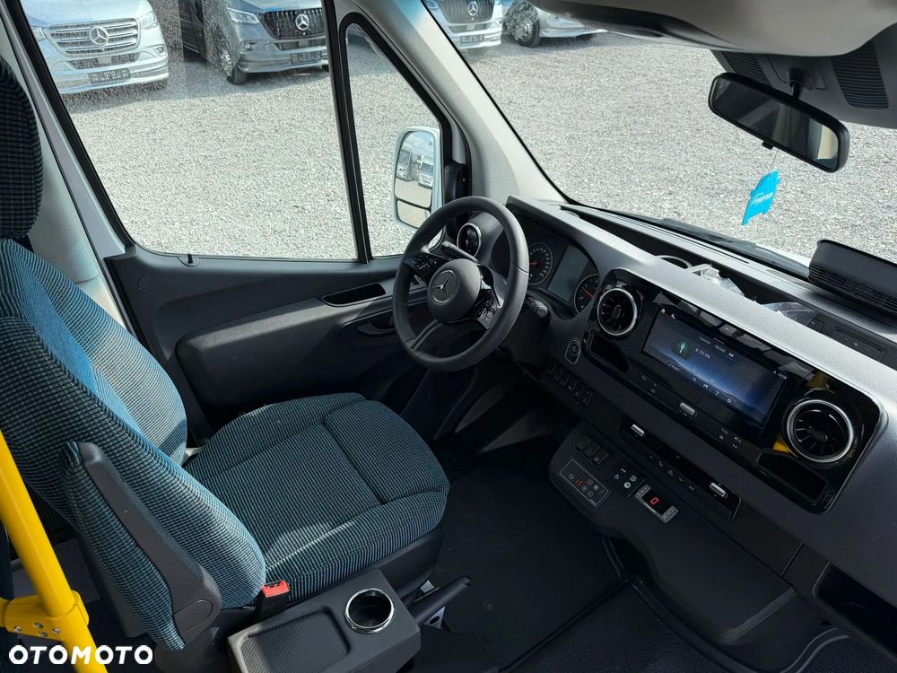 Mercedes-Benz Sprinter CITY - 18