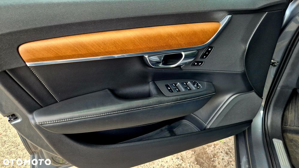 Volvo V90 D5 AWD Geartronic Inscription - 26