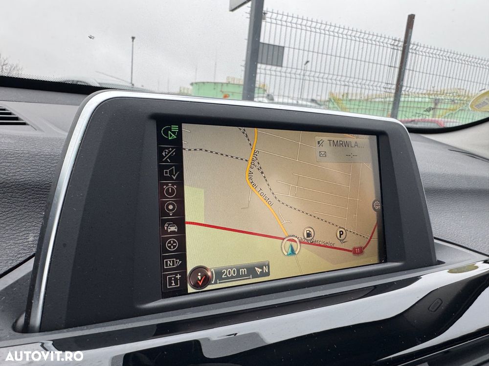 BMW X1 xDrive18d - 15