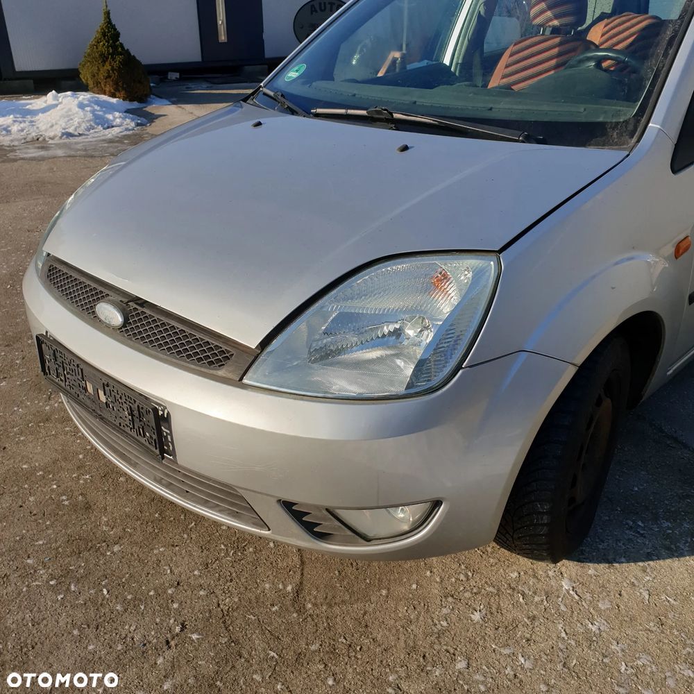 FORD FIESTA MK6 5D MASKA  KOLOR 62 05R - 2