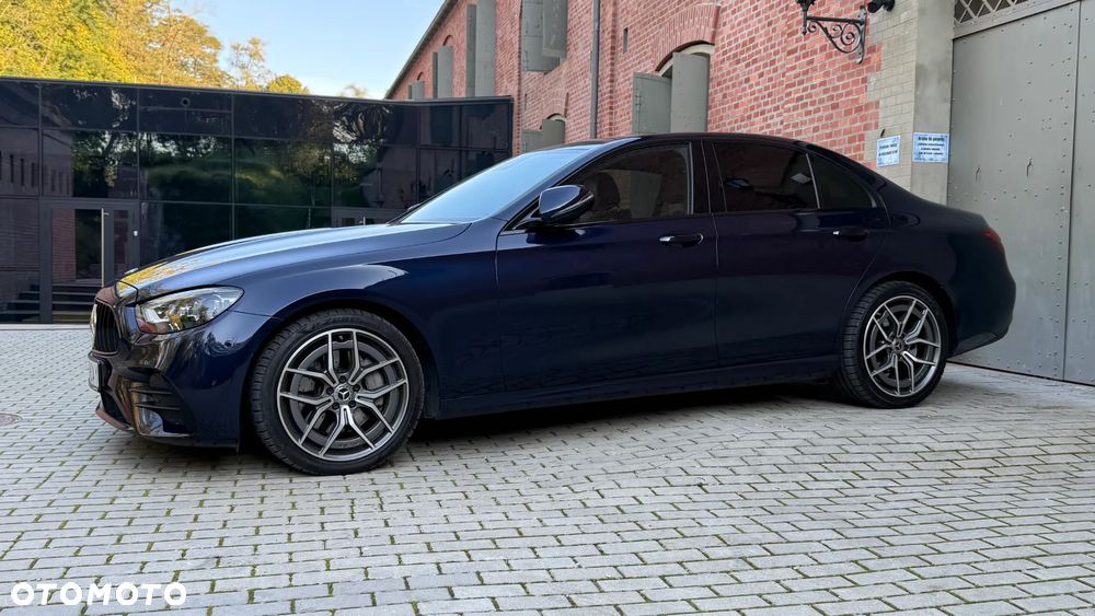 Mercedes-Benz Klasa E 220 d 4-Matic AMG - 12